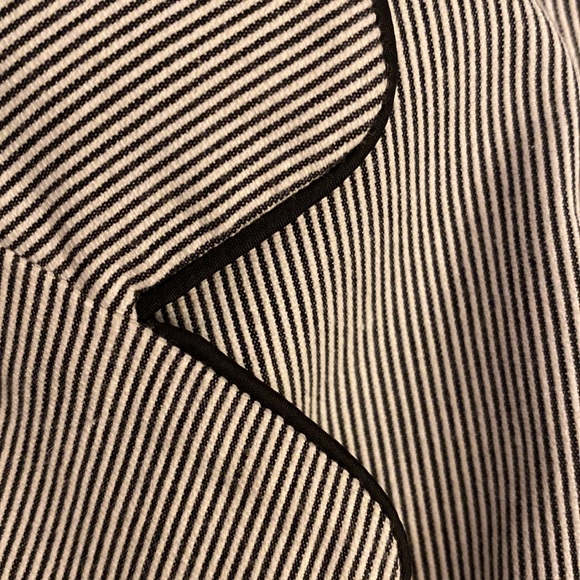 Lane Bryant Ladies Tailored Cotton Blend 3-Button Jacket. Size 18 - Picture 5 of 5